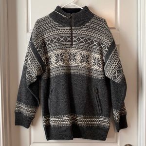 Nordic Store quarter zip size large